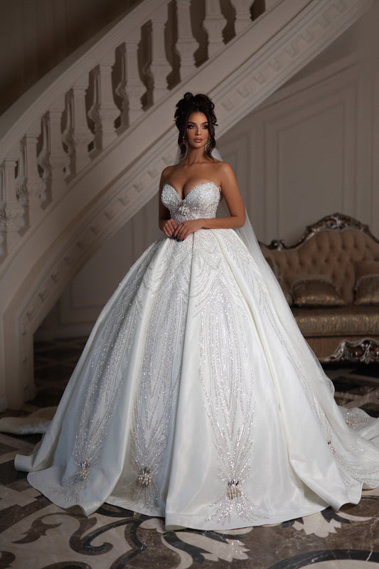 Sweetheart Neckline Bridal Gown