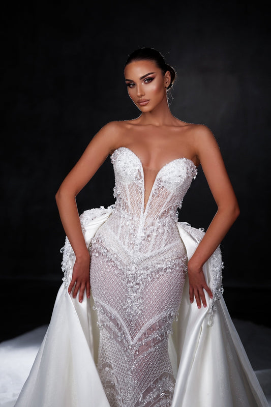 Mermaid Wedding Dress Detachable Train Sweetheart Neckline